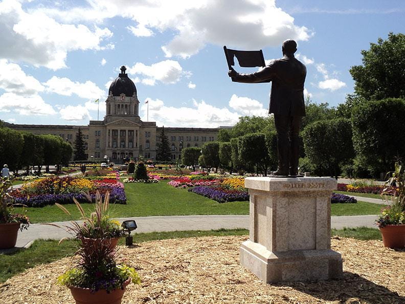 Walter Scott Statue
